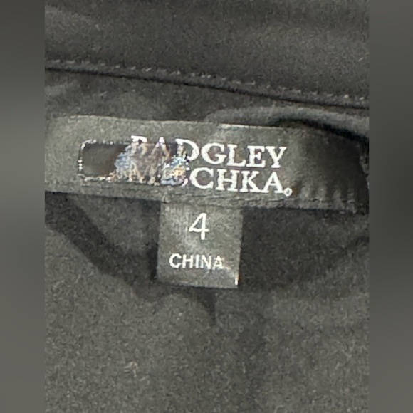 Badgley Mischka Black SHirt dress with lace long sleeves size 4 - Picture 9 of 9